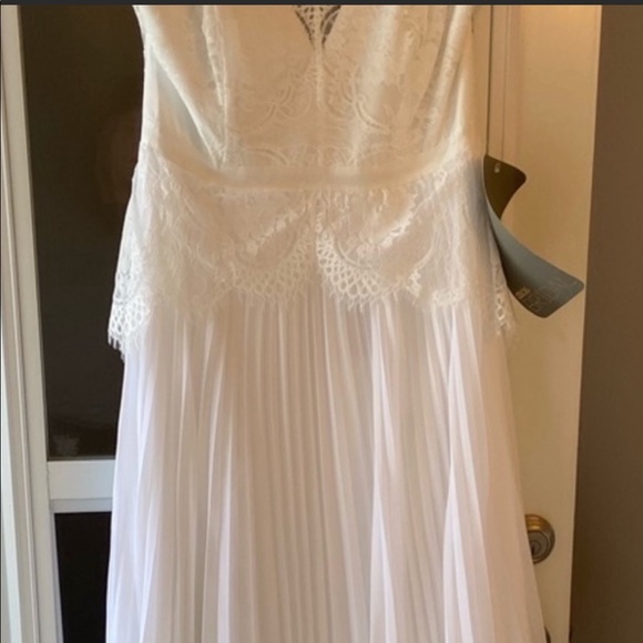 ASOS Sophia Wedding Dress - Picture 5 of 5
